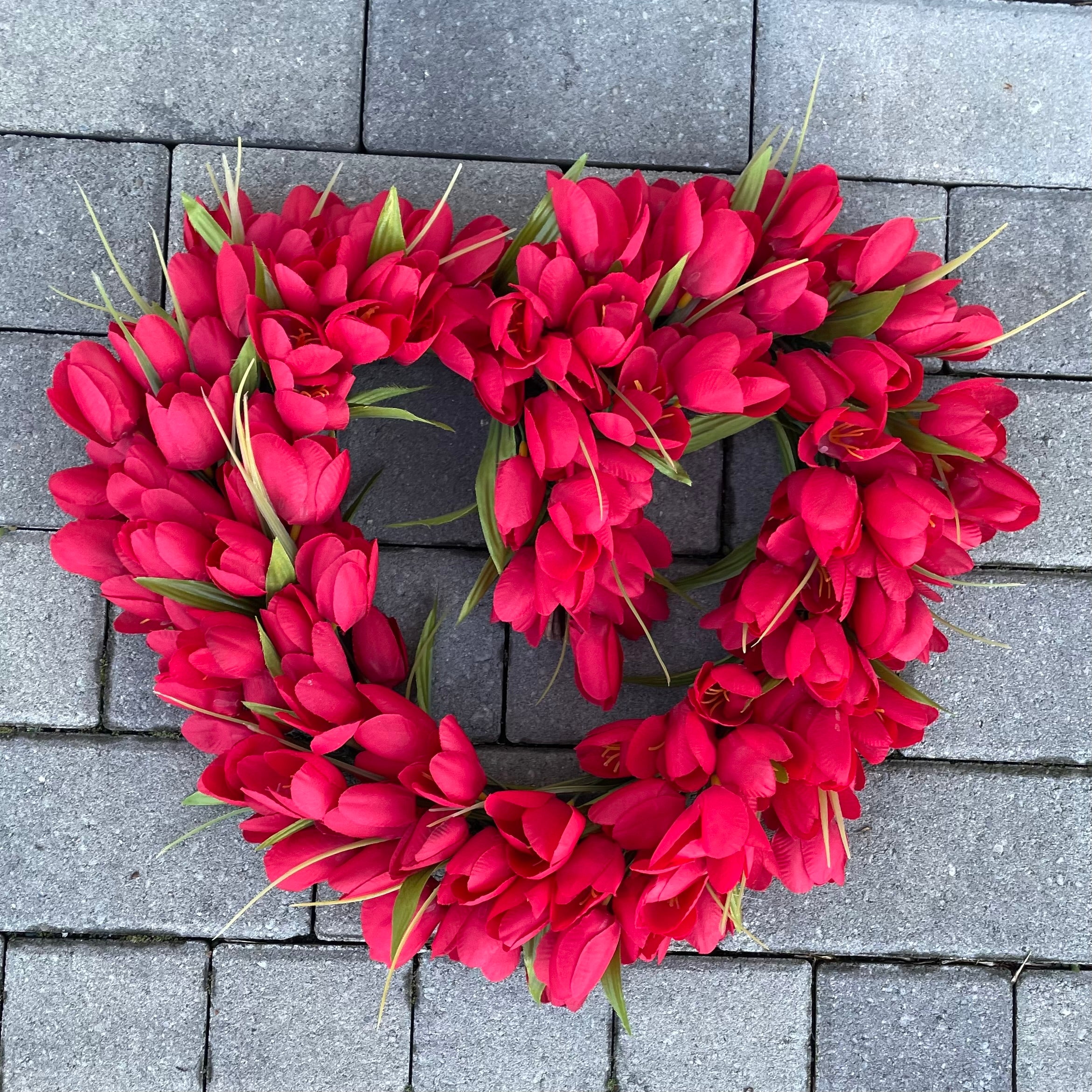 Tulip Heart Wreath, Front Door Wreaths, Valentine's Day Decor